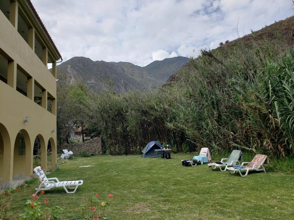 Hotel La Curva *